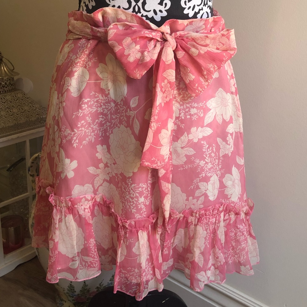 ❤️BNWT❤️ JOIE Pink Ivory Silk Vintage Floral Skirt - Picture 3 of 16